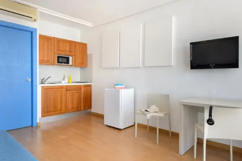 Apartamentos Vibra Tivoli in Sant Jordi de ses Salines — foto 29