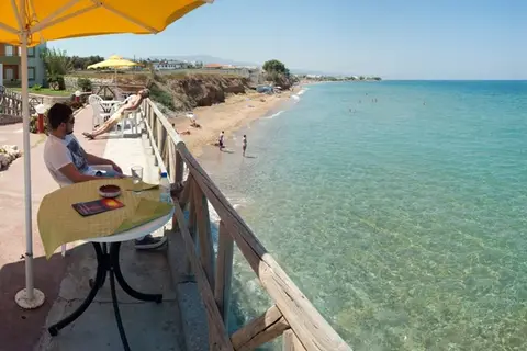 Alkionis Beach Hotel in Σφακάκι — foto 2