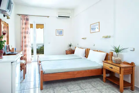 Fly & Go Enjoy Lichnos Bay Village in Αγία Κυριακή — foto 13