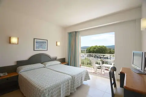Invisa Hotel Es Pla in Sant Antoni de Portmany — foto 3