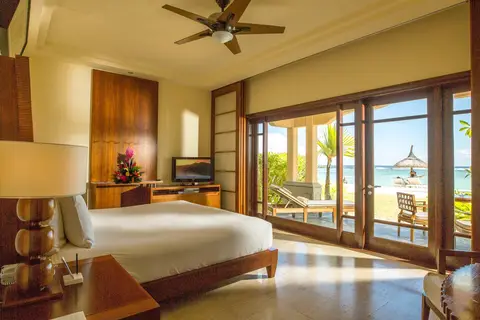 Shanti Maurice Resort & Spa in St Felix Public Beach — foto 16