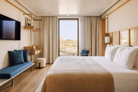 Aethos Ericeira in Encarnação, foto 3