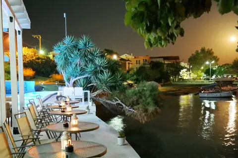 Porto Evia Boutique Hotel in Amarynthos Municipal Unit