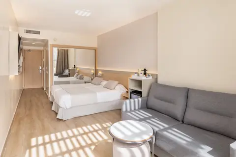 Hotel Samos in Magaluf — foto 17