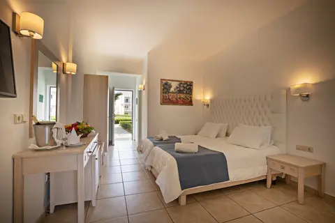 Delfina Tropic Beach in Georgioupolis — foto 10