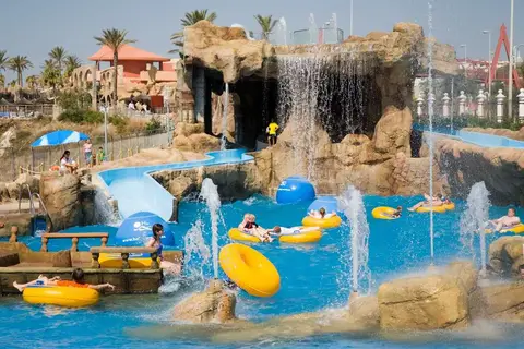 Holiday World Resort in Benalmádena — foto 29
