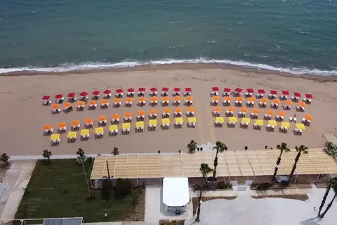 Buka Sandy Beach in Messini — foto 22