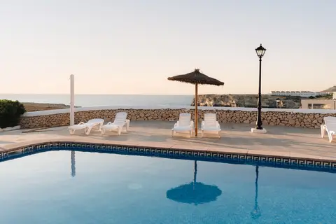 Apartamentos Moon Dreams Cabo de Baños in Cala en Blanes — foto 9
