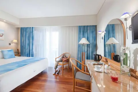 Tropical Hotel in Δήμος Αλίμου — foto 18