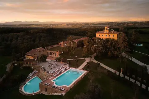 Precise Tale Poggio Alla Sala in Montepulciano