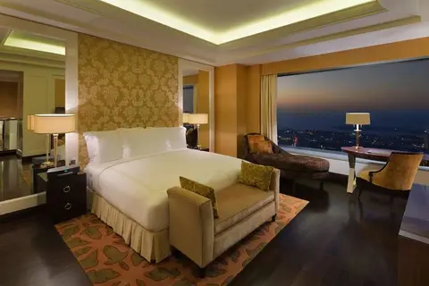 Conrad Dubai in Dubai — foto 22