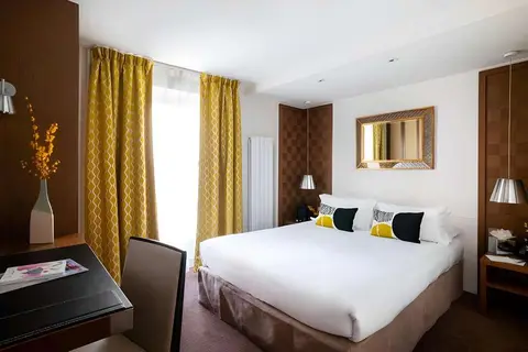Hotel Le Colisee in Parijs