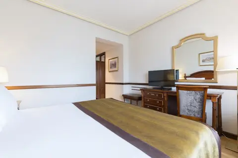 Dorma Reina Isabel in Ávila — foto 23