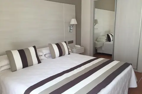 Tres Torres in Santa Eulària des Riu — foto 3