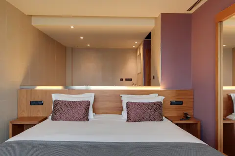 Hotel Badalona Tower in Badalona — foto 16