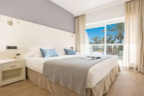 Las Gaviotas Suites Hotel in Muro, foto 29