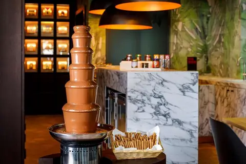 Swiss Chocolate by Fassbind in Lausanne — foto 8