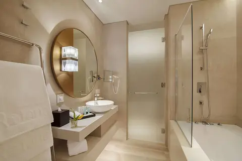 Al Bandar Rotana Creek in Dubai — foto 19
