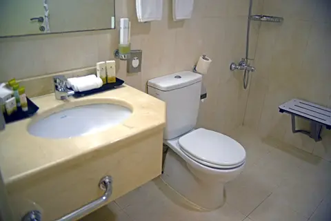 Ramada Hotel & Suites by Wyndham Ajman in إمارة عجمان — foto 20