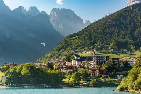Ontdek de Dolomieten in Trentino, Malè in Malé — foto 17
