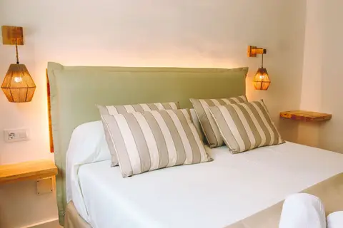 Beach Club Hotel in es Mercadal — foto 4