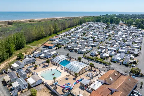 Camping Les Rouilleres in La Tranche-sur-Mer — foto 30