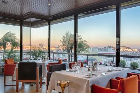 Altis Grand Hotel in Almada — foto 7