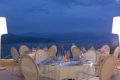 Princess Kyniska Suites in Polydroso — foto 17