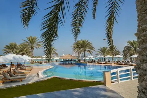 Radisson Blu Hotel & Resort, Abu Dhabi Corniche in الصاروج — foto 3
