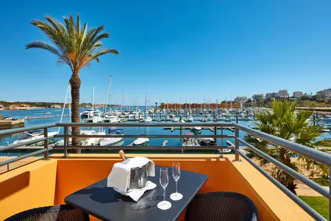 NH Marina Portimao Resort in Portimão — foto 17