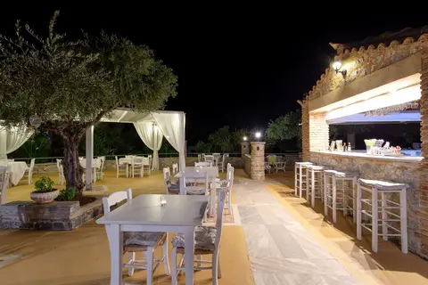 Maniatiko Village in Δημοτική Ενότητα Λεύκτρου — foto 17