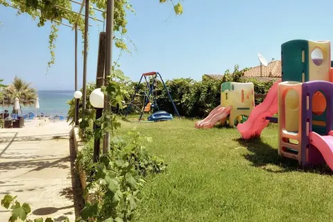 Belussi Beach Hotel & Suites in Kypseli, foto 16