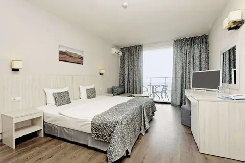 Slavey Hotel in Славей — foto 11