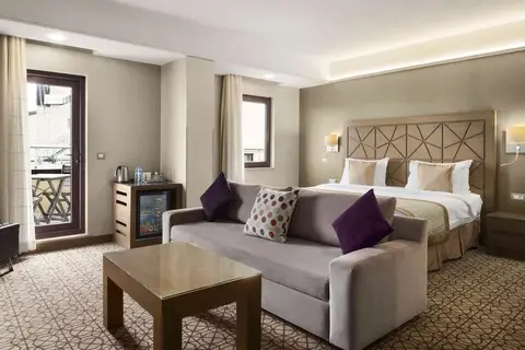 Ramada by Wyndham Istanbul Taksim in Beyoğlu — foto 3