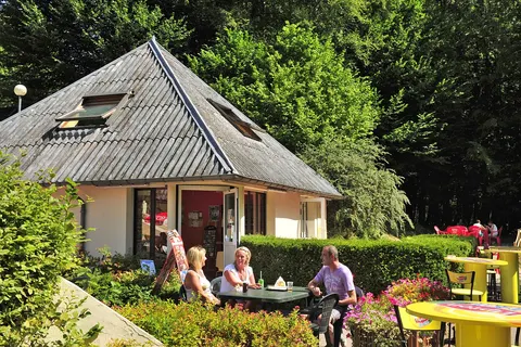 Camping Le Lac Des Vieilles Forges foto 11