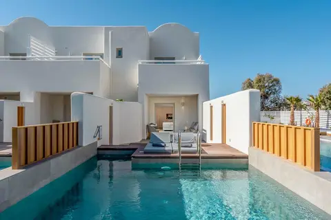 Meltemi Luxury Suites in Δημοτική Ενότητα Θήρας — foto 3