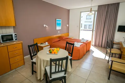 Crystallo Apartments in Paphos — foto 20