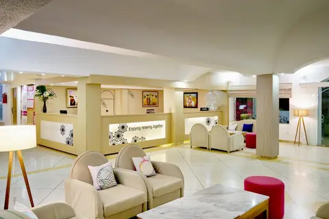Hari Club Beach Resort in أغير — foto 7