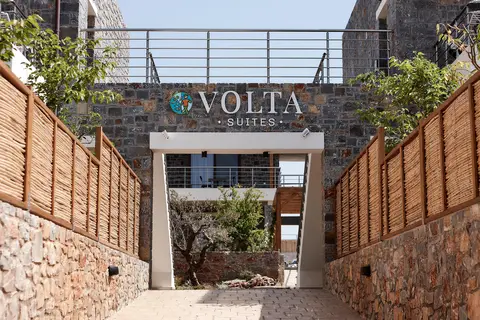 Volta Suites & Villas in Δημοτική Ενότητα Γουβών — foto 8