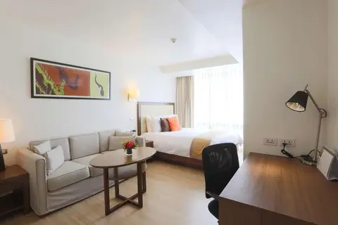 Oakwood Residence Sukhumvit 24 in Bangkok — foto 16