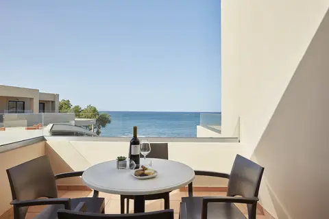 Blue Dome Sea View Hotel in Platanias (Chania) — foto 18