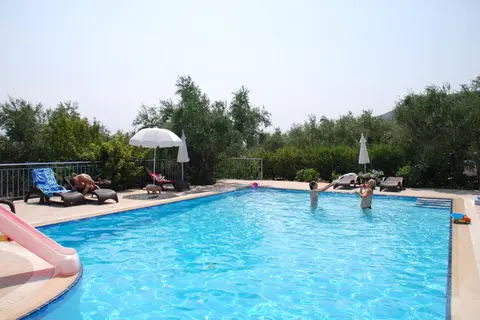 Anatoli Labreon Guesthouse - Apartments in Δημοτική Ενότητα Αρτεμισίων — foto 15