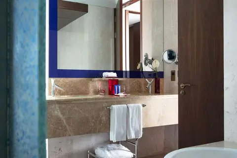 Jumeirah Creekside Hotel in Dubai — foto 23