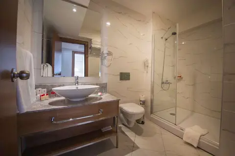 Ramada Resort by Wyndham Lara in Aksu — foto 24