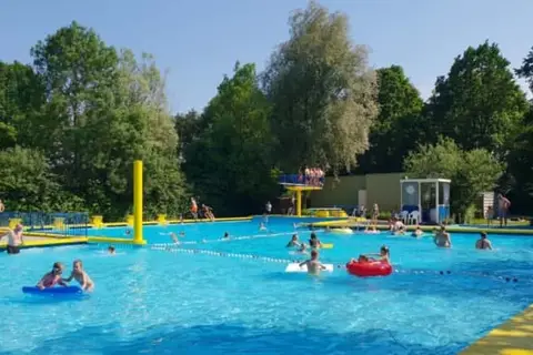 Vodatent Camping de Breede in Warffum