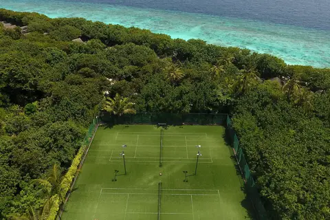 NH Collection Maldives Reethi Resort in Fonimagoodhoo — foto 18