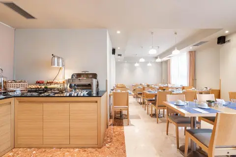 Apartahotel Exe Campus San Mamés in León — foto 7