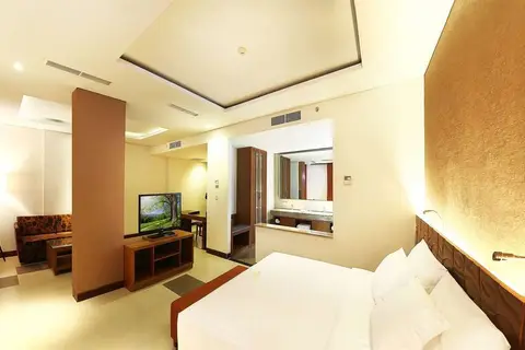 Sun Island Hotel & Spa Legian in Kuta, Badung, Bali — foto 4