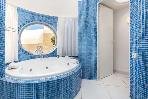 LIVVO Risco del Gato Suites in Costa Calma — foto 23