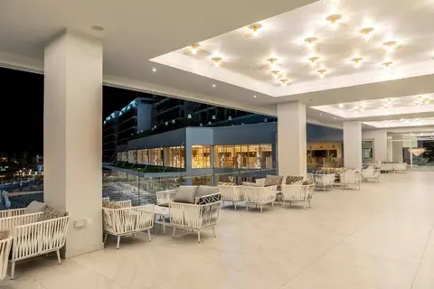 Chrysomare Beach Hotel and Resort in Ayia Napa — foto 11
